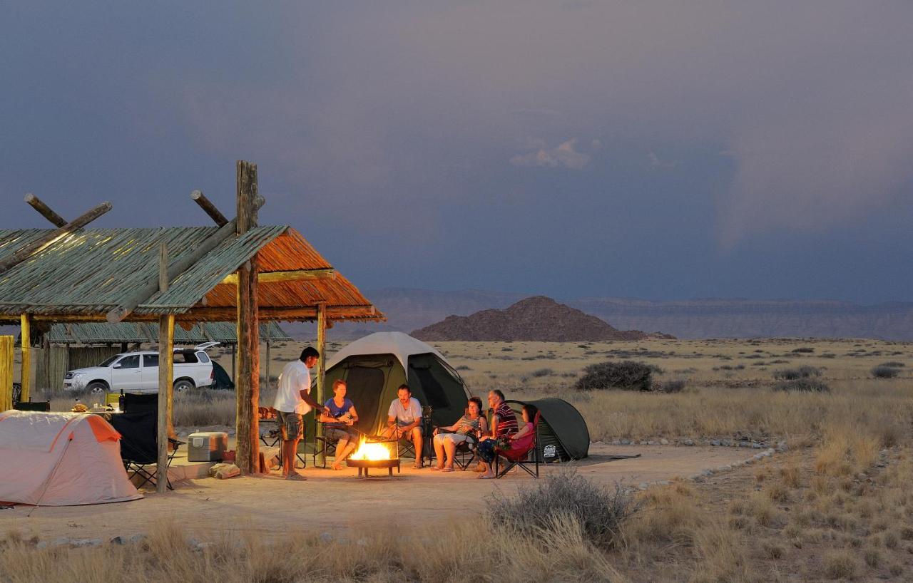 Sossus Oasis Campsite Sesriem Bagian luar foto