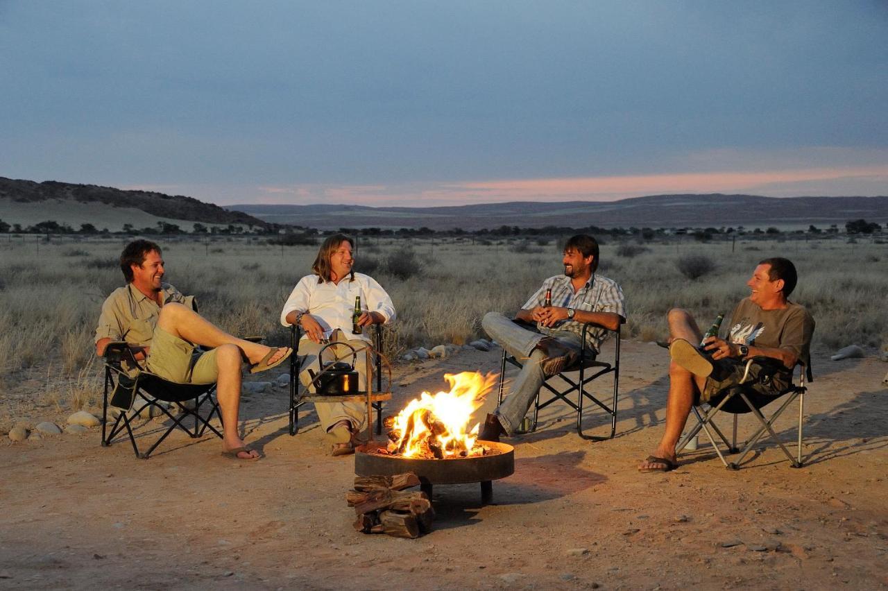Sossus Oasis Campsite Sesriem Bagian luar foto
